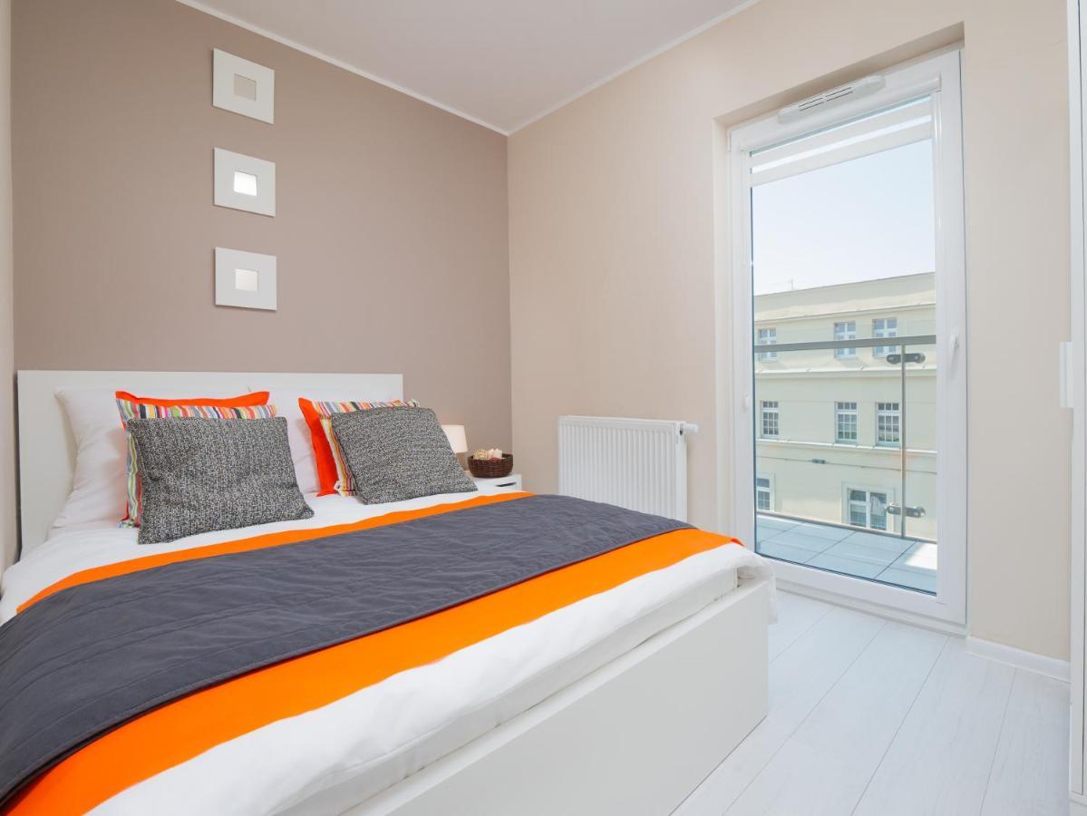 Apartamenty Homely Place Centrum - Stary Rynek - Parking 포즈난 외부 사진